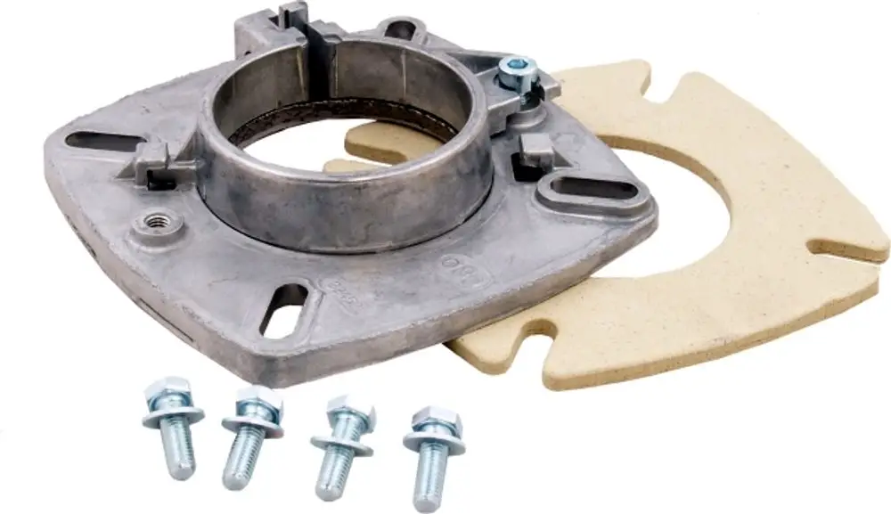 Brennerflansch mit Metallkörper und Dichtungsring, mit mehreren Befestigungsschrauben. Komponente von Wolf.